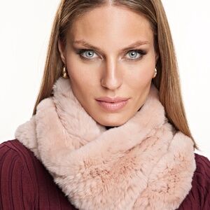 Adrienne Landau Rex Rabbit Pastel Pink Infinity Scarf